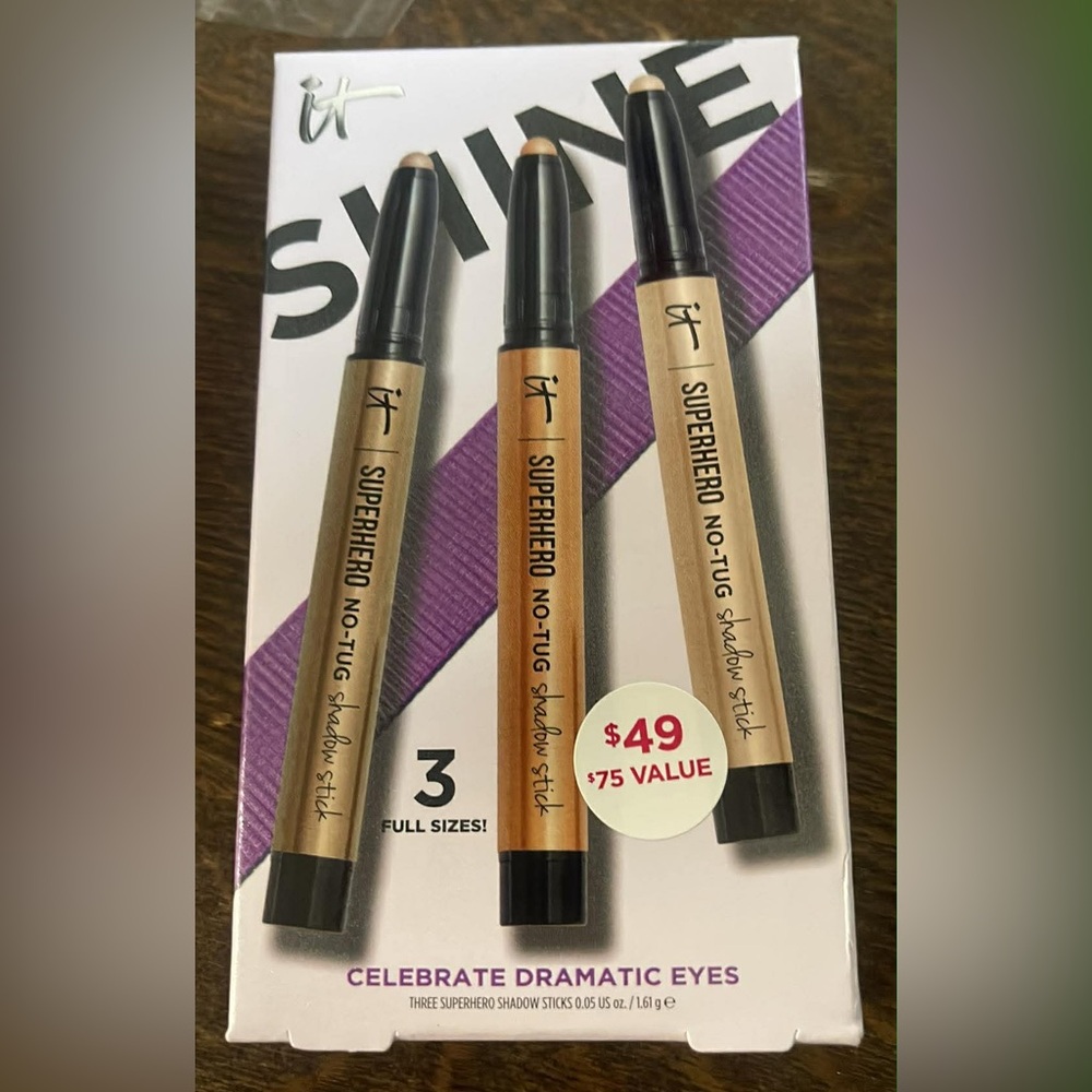 It Cosmetics Superhero No-Tug Shadow Sticks - Trio Set